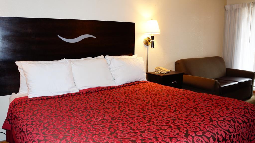 Days Inn Kansas City-Worlds Of Fun 客房 照片