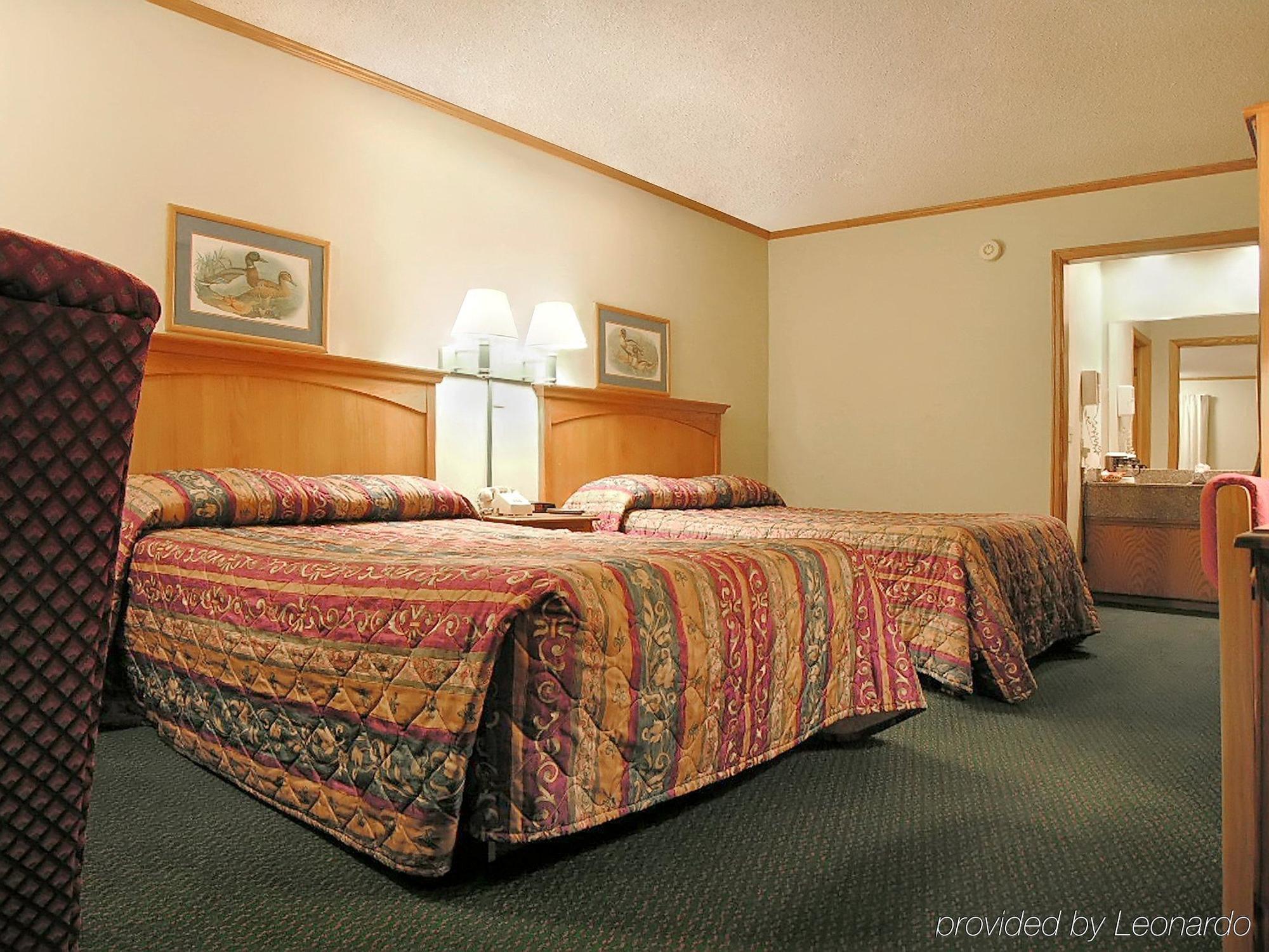 Days Inn Kansas City-Worlds Of Fun 外观 照片