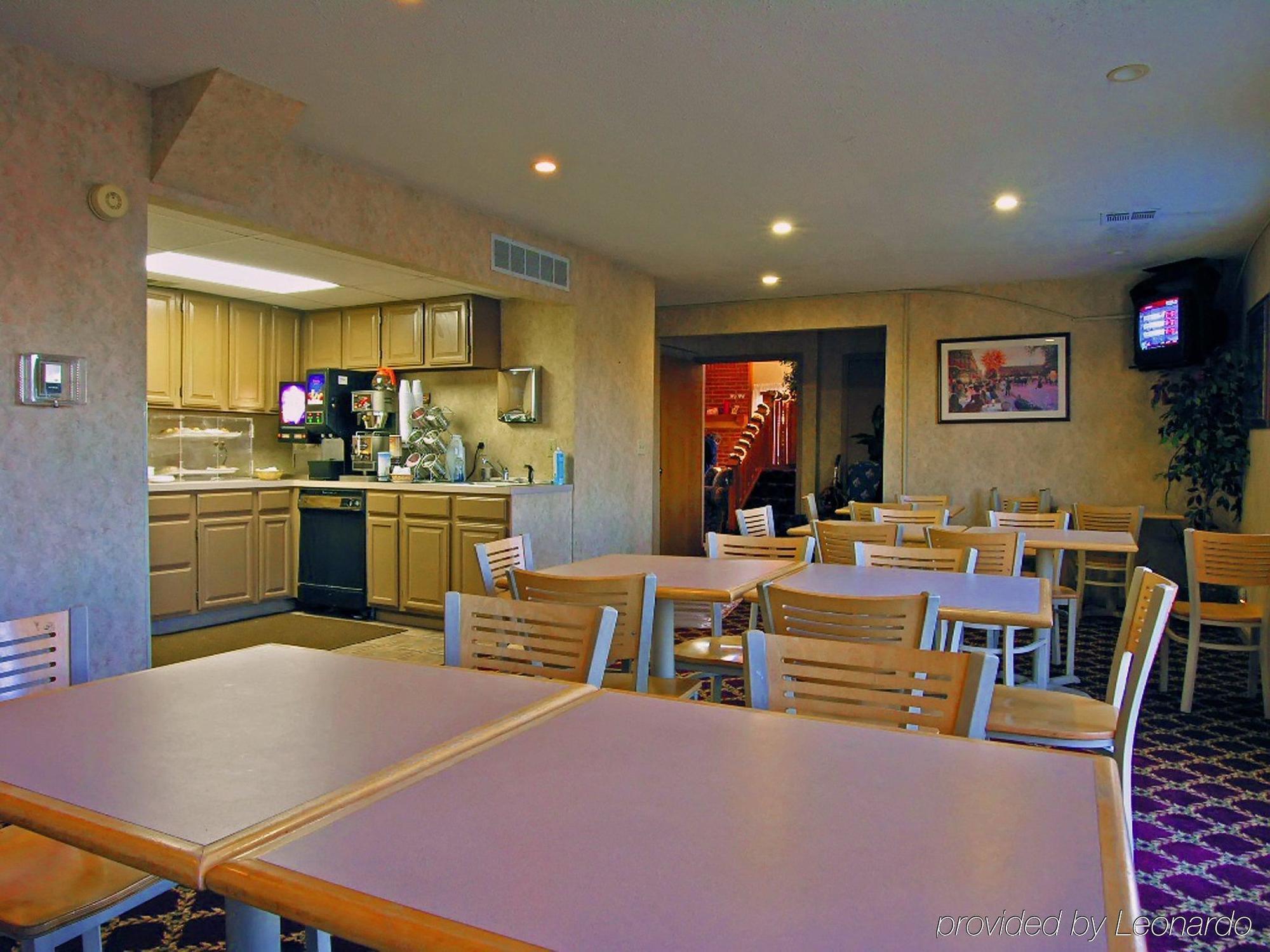 Days Inn Kansas City-Worlds Of Fun 外观 照片