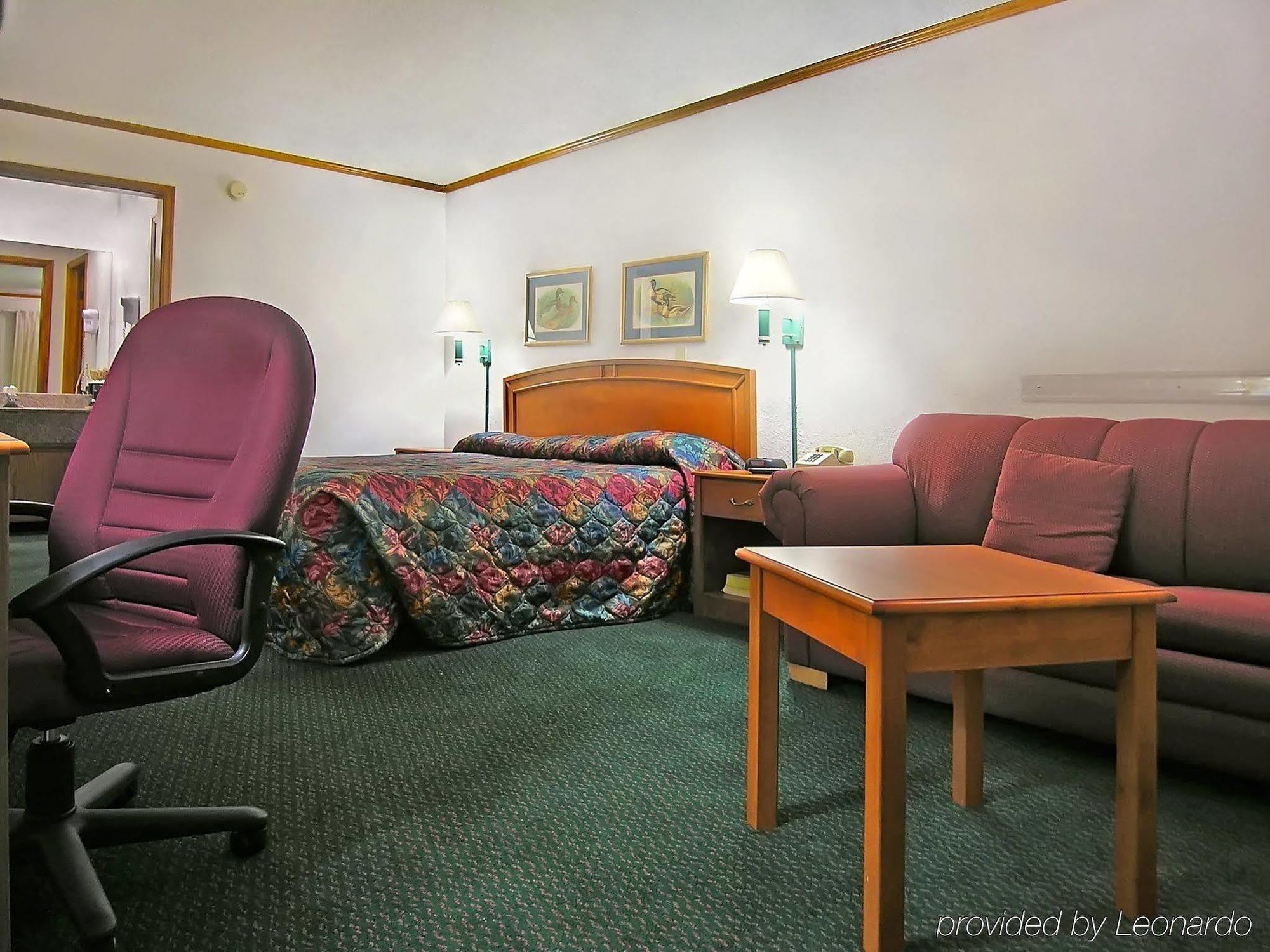 Days Inn Kansas City-Worlds Of Fun 外观 照片